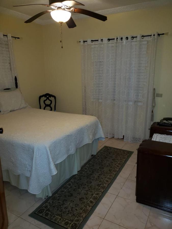 Villa Cliffe Ranch Mandeville Esterno foto
