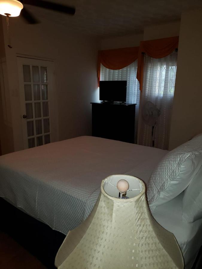 Villa Cliffe Ranch Mandeville Esterno foto